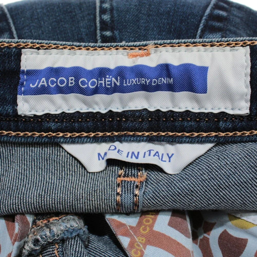 Jacob Cohen NWT Five Pocket Denim Jeans Size 32 US Bard in Blue Cotton Blend